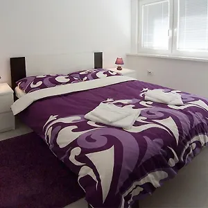 apartments-bader.primorje-gorskikotar.com/