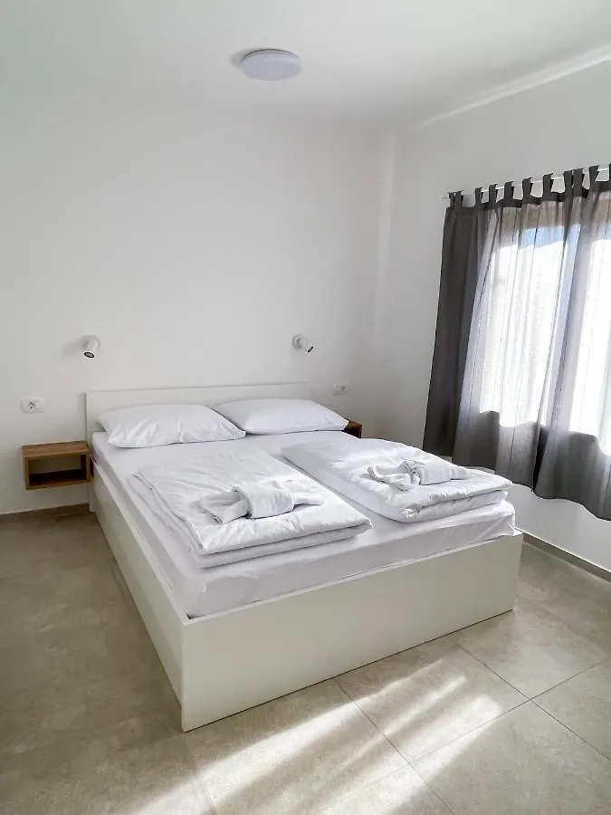 Tisa Homes Savudrija 0*,